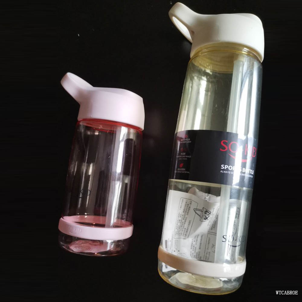 1000ml Straw Sports Drink Bott - огляд і ціна Sports Equipment Kitchener
