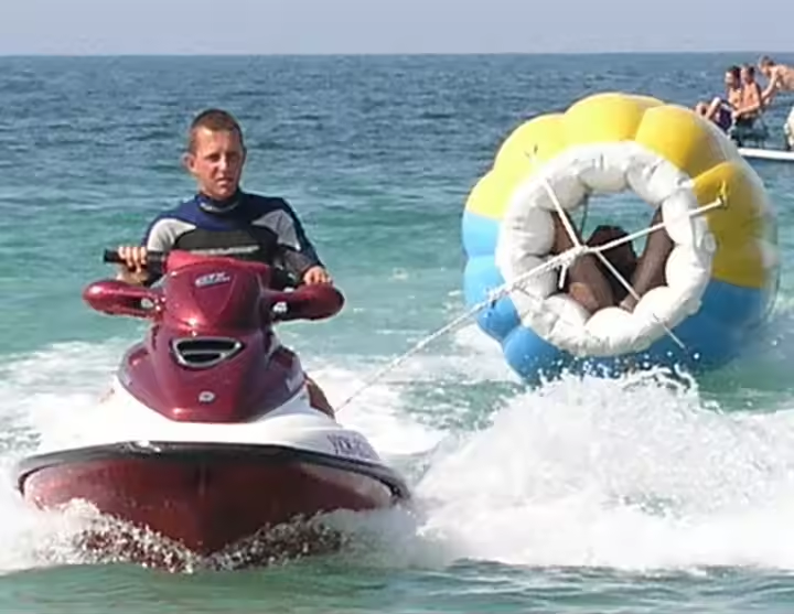Water Inflatable Barf Ball Tow - огляд і ціна Sports Equipment That Starts With A